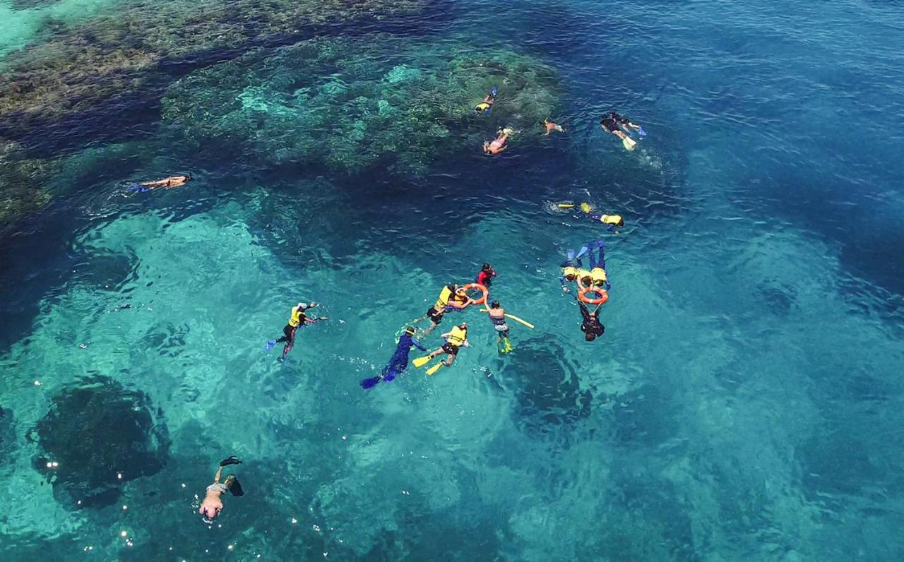 Barefoot Kuata Island Resort Eksteriør bilde