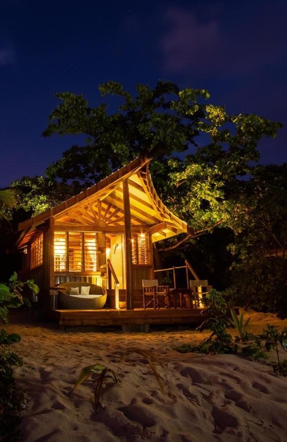 Barefoot Kuata Island Resort Eksteriør bilde