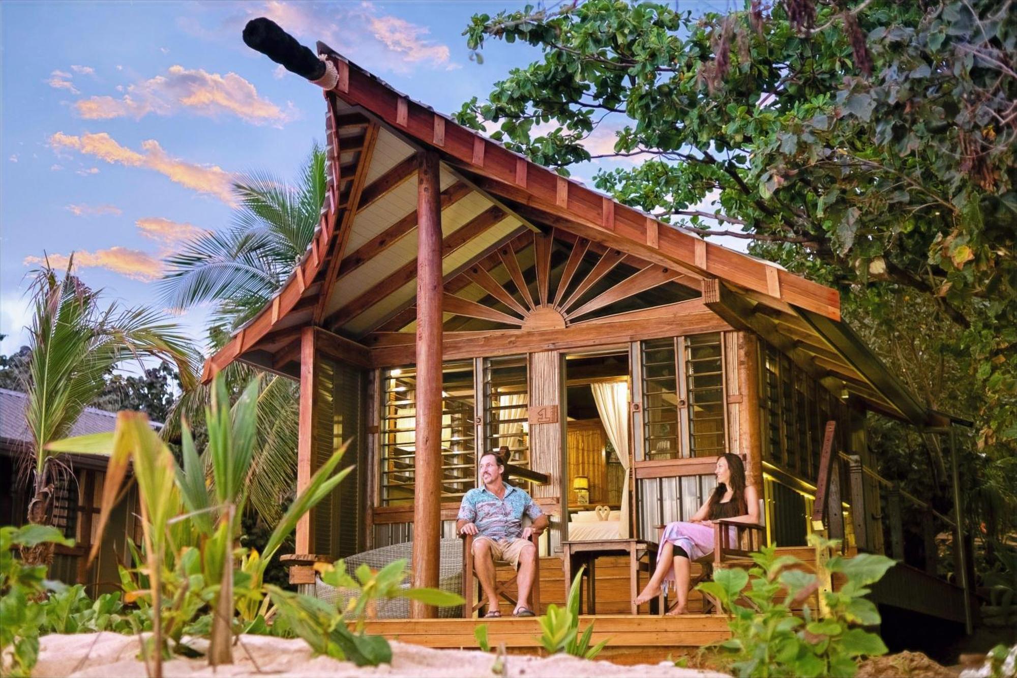 Barefoot Kuata Island Resort Eksteriør bilde